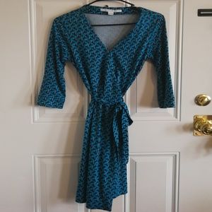 DVF wrapped dress 💯 silk, US size 8